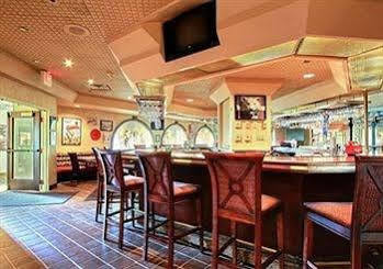 Wingate By Wyndham Hotel